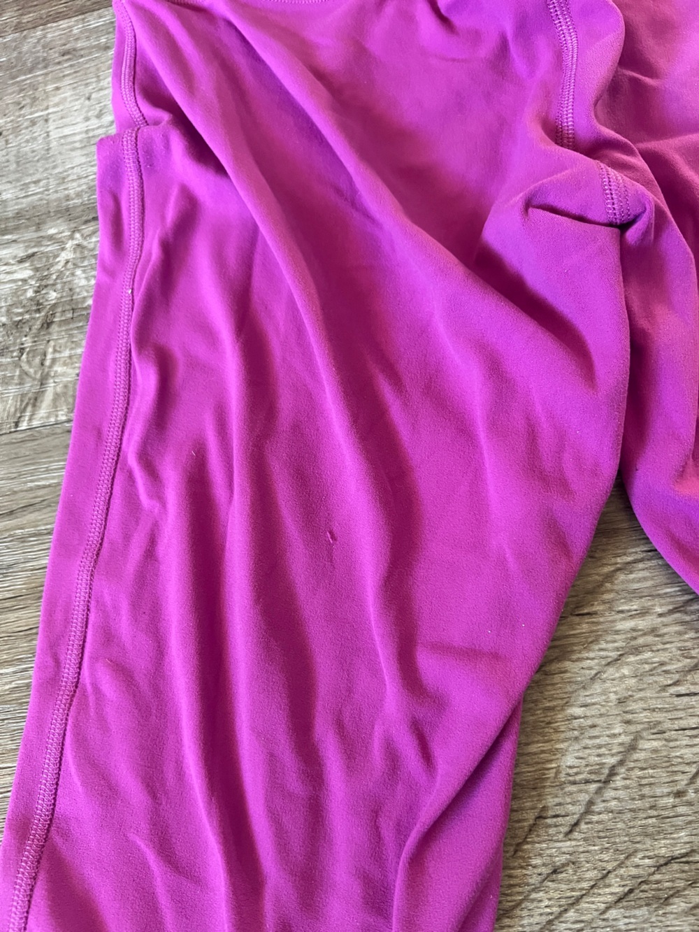 Lululemon Cropped Raspberry Leggings - Picture 2 of 6